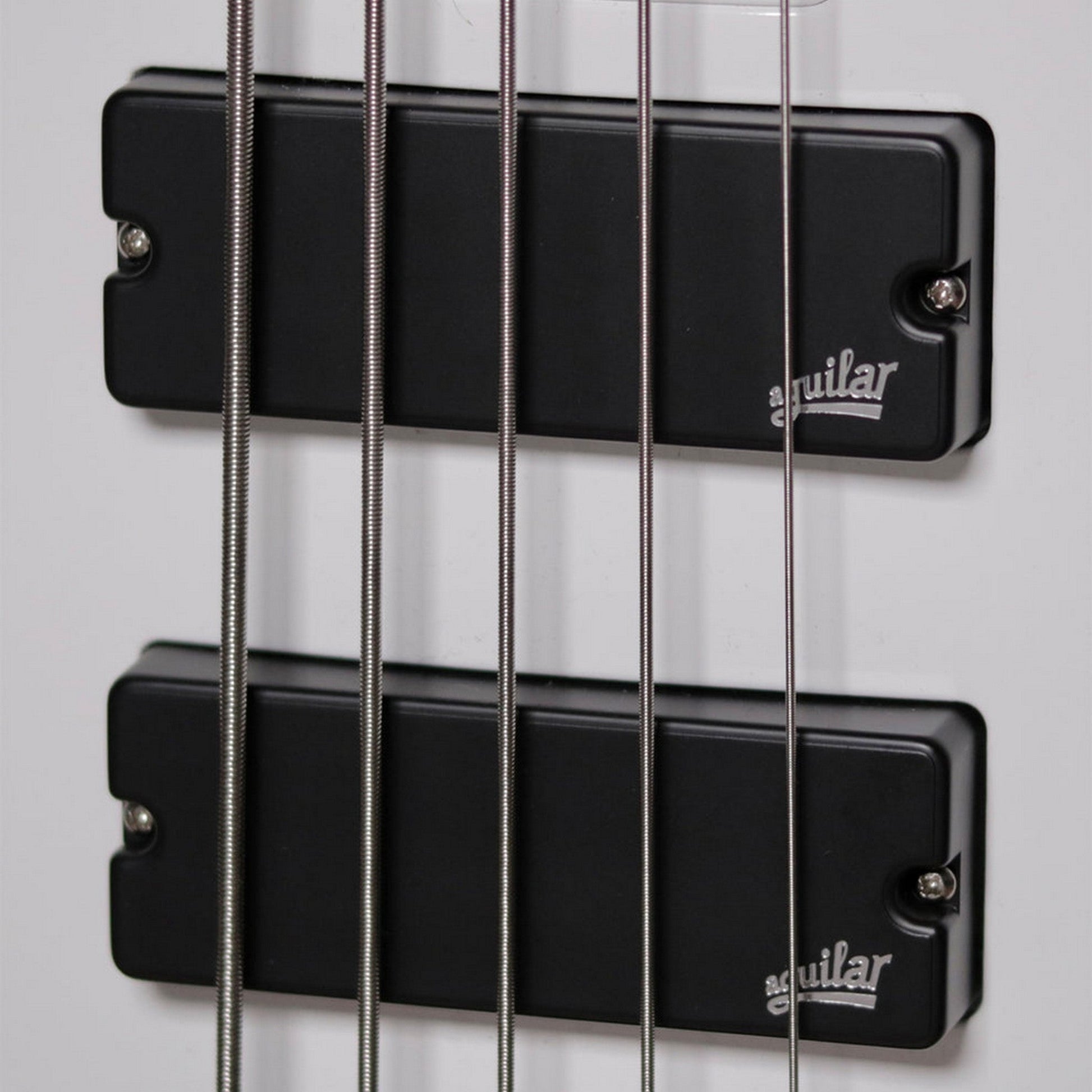  Aguilar DCB-G4 Dual Ceramic Bar 5-String Bar Bass Pickup Set(Aguilar Dcb G4 Dual Ceramic Bar 5 String Bar Bass Pickup Set)