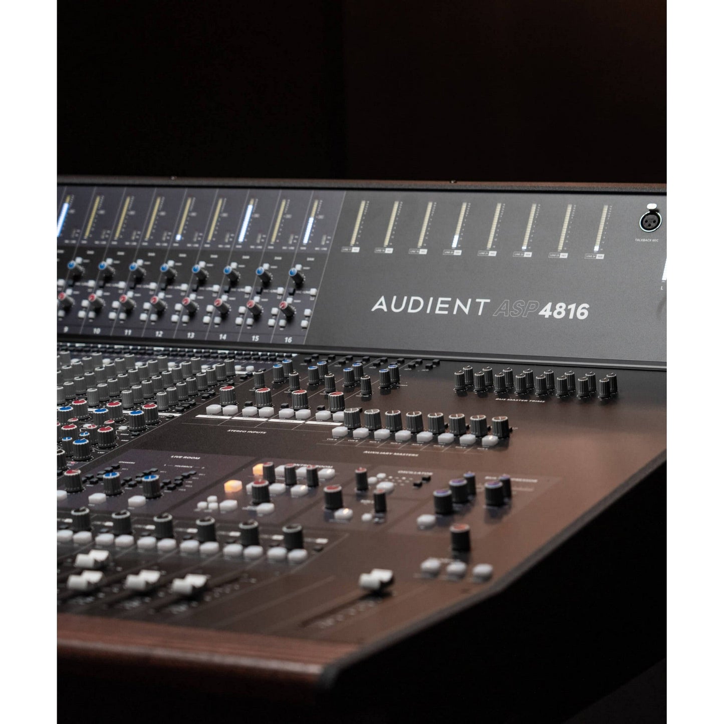  Audient 4816 Standard Edition Powered Small Format Analogue Recording Console(Audient 4816 Standard Edition Powered Small Format Analogue Recording Console)