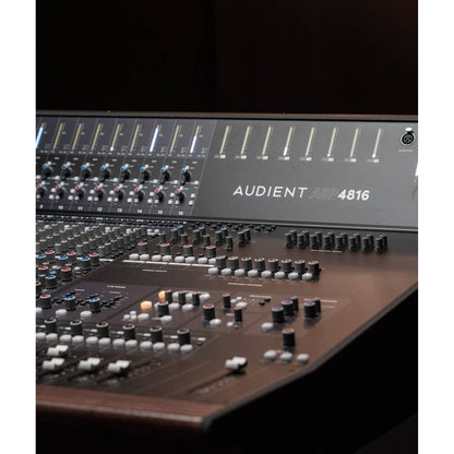  Audient 4816 Standard Edition Powered Small Format Analogue Recording Console(Audient 4816 Standard Edition Powered Small Format Analogue Recording Console)