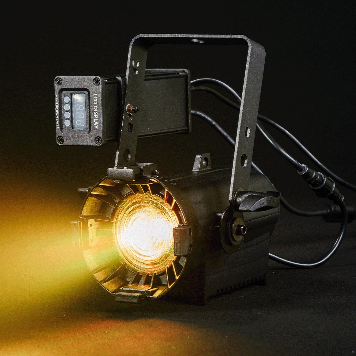  ElektraLite Stingray Fresnel Mini 60W COB LED Stage Light Fixture(Elektralite Stingray Fresnel Mini 60w Cob Led Stage Light Fixture)