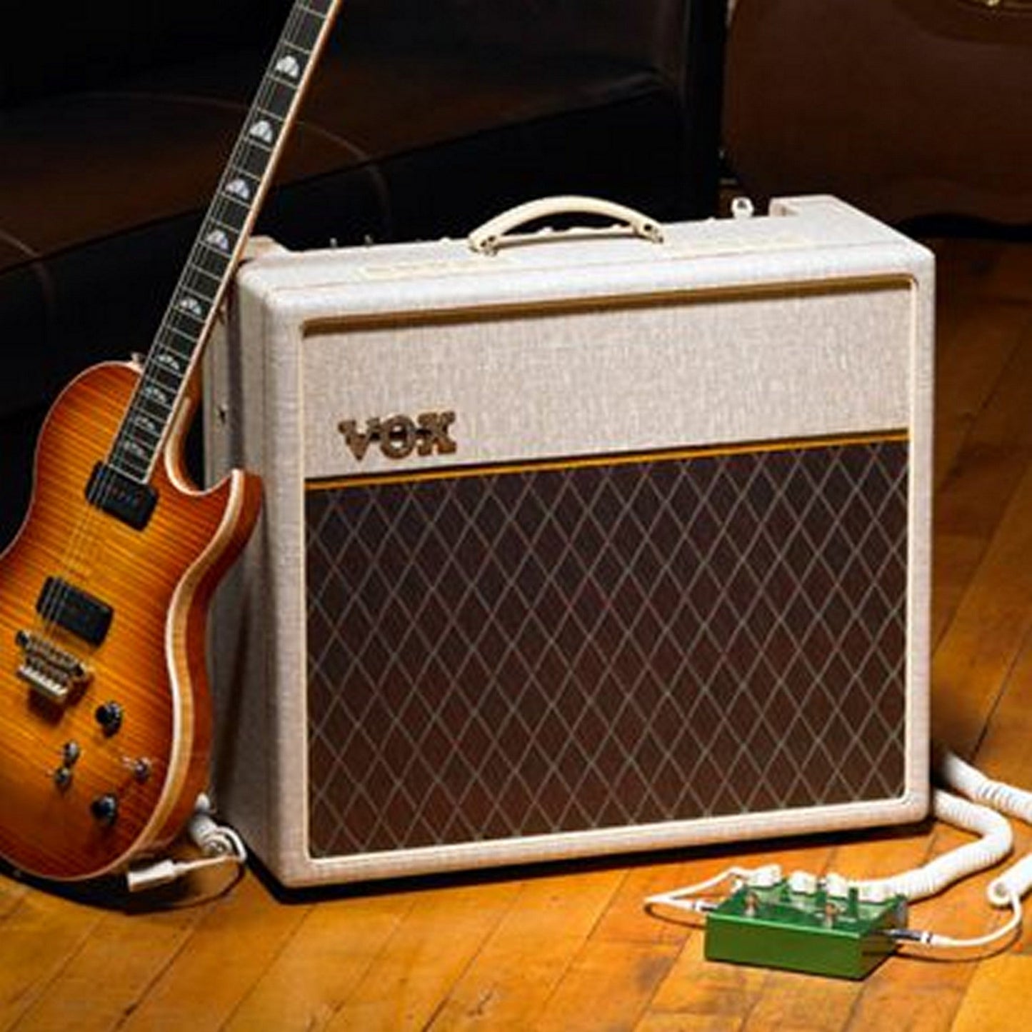  VOX AC15 Hand-Wired 15W 1 X 12-Inch Guitar Amp(Vox Ac15 Hand Wired 15w 1 X 12 Inch Guitar Amp)