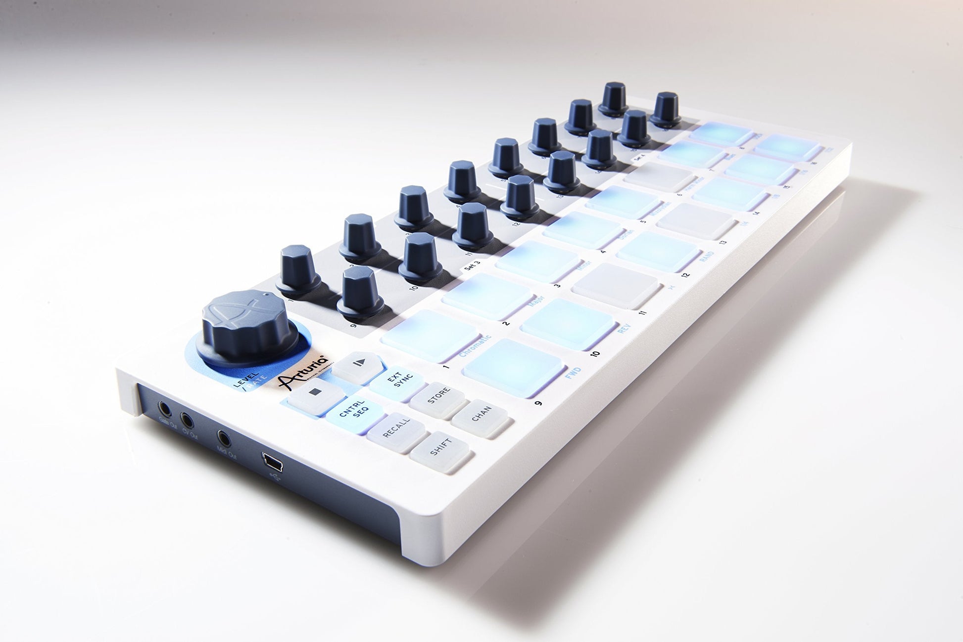  Arturia BeatStep USB MIDI CV Controller And Sequencer (Used)(Arturia Beatstep Usb Midi Cv Controller And Sequencer Used)