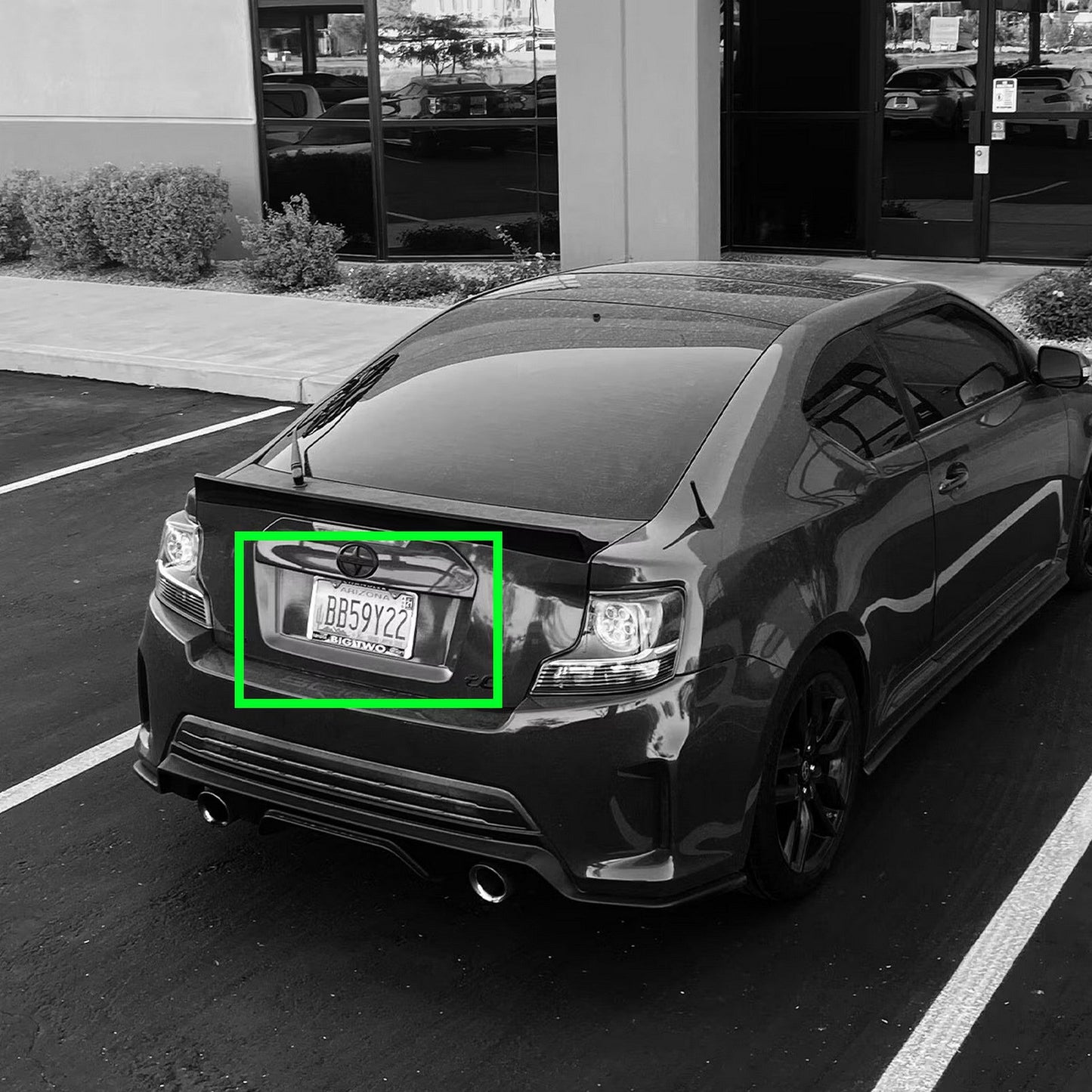  IC Realtime 2MP HD-AVS Outdoor Mid-Size License Plate Recognition Bullet Camera W/Varifocal Lens(Ic Realtime 2mp Hd Avs Outdoor Mid Size License Plate Recognition Bullet Camera W Varifocal Lens)
