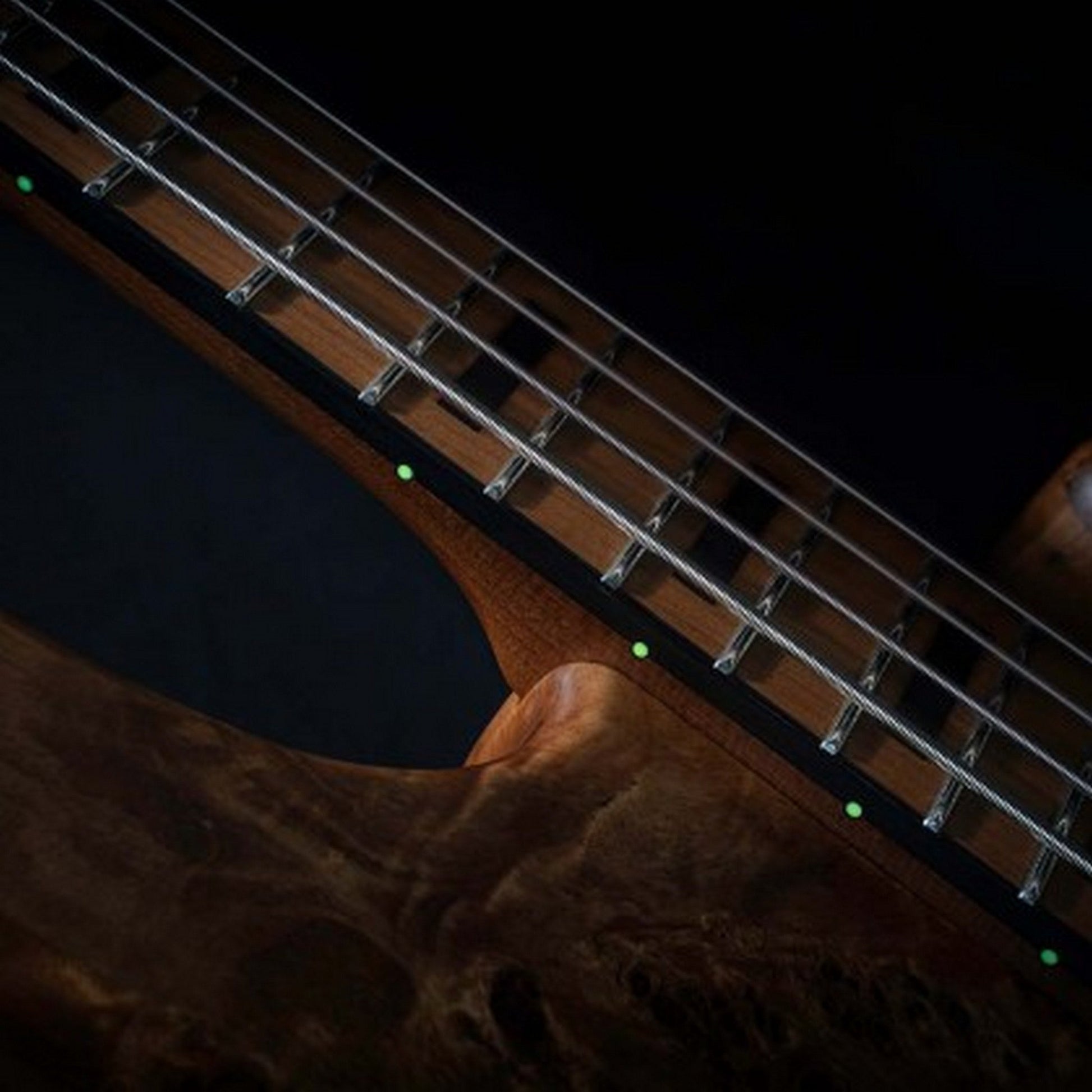  Cort GB-Modern 4 String Bass Guitar With Case(Cort Gb Modern 4 String Bass Guitar With Case)